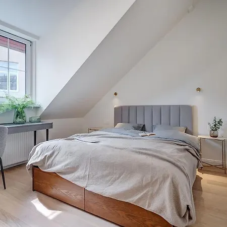 Domillion Oldtown New 5bdr 3bath P492a