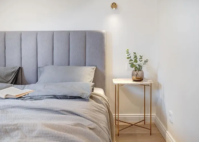 Domillion Oldtown New 5bdr 3bath P492a