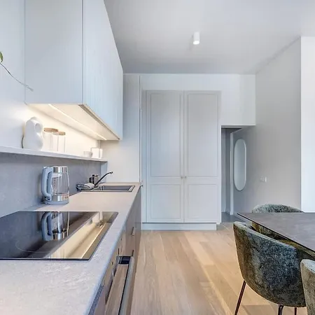 Apartment Domillion Oldtown New 5bdr 3bath P492a